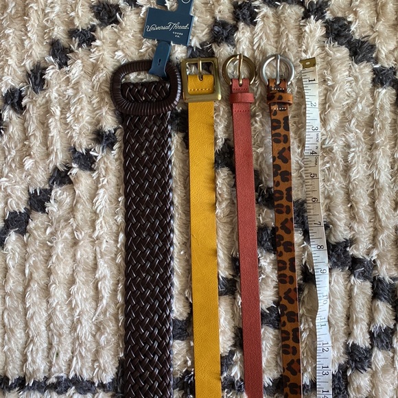 Lot of Belts Gap and Universal Thread - Picture 3 of 4